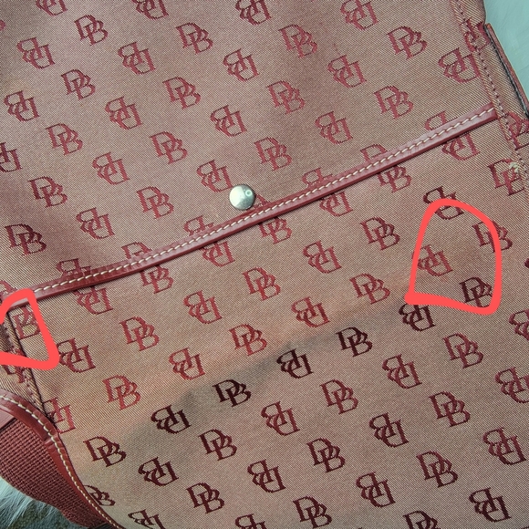 DOONEY & BOURKE VTG Cabriolet Red Monogram Print Canvas Flap Messager Saddle Bag - Picture 15 of 16